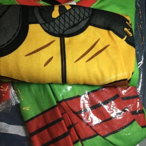 Ninja Turtle Raphael Adult Three Piece Halloween Costume NWT - Picture 2 of 3